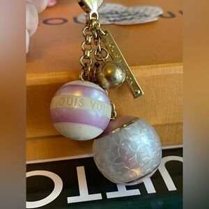 Louis Vuitton Bijoux Sac Mini Lin Bag Charm - Pink/Purple